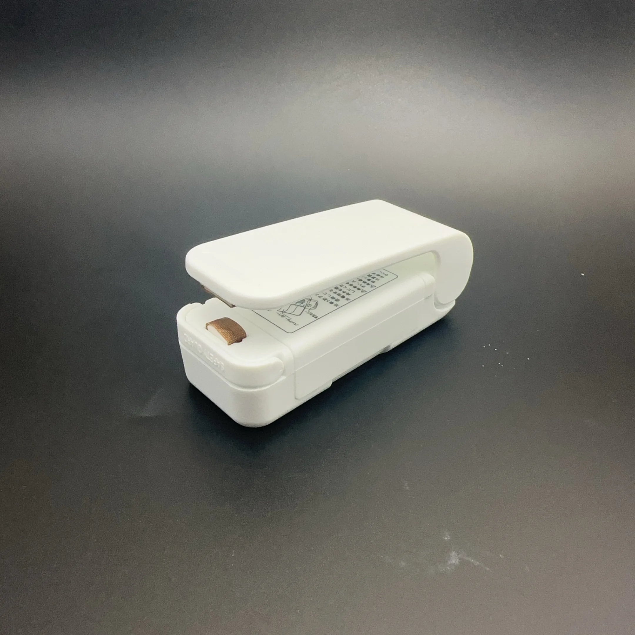 Mini Sellador de Bolsas Portátil – Selladora Térmica a Batería para Alimentos y Plástico | Sellado Rápido y Fácil en Casa