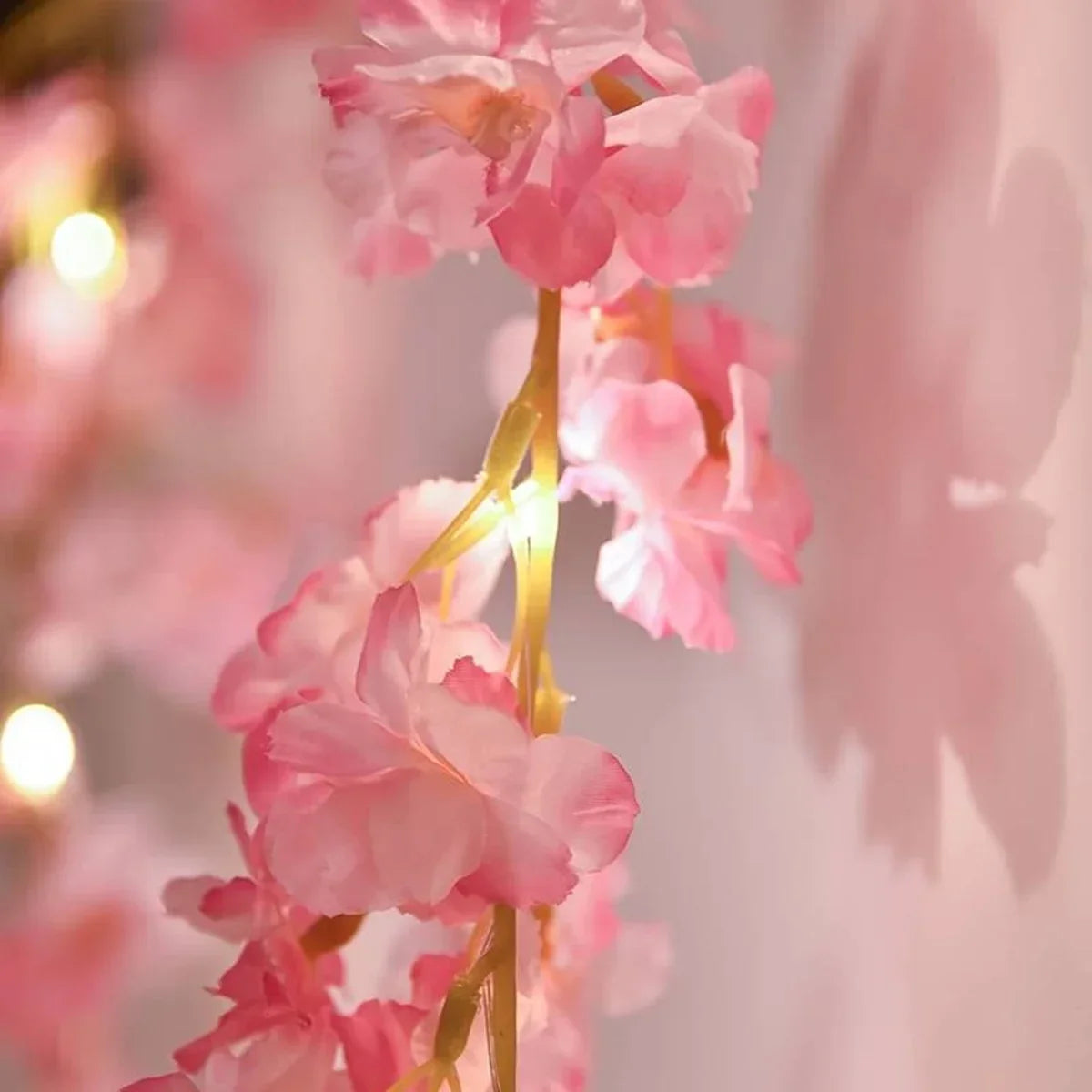 Guirnalda de Luces Sakura 2M – 20 LEDs | Luces de Hadas con Flores Artificiales para Habitación, Boda, Navidad o Eventos